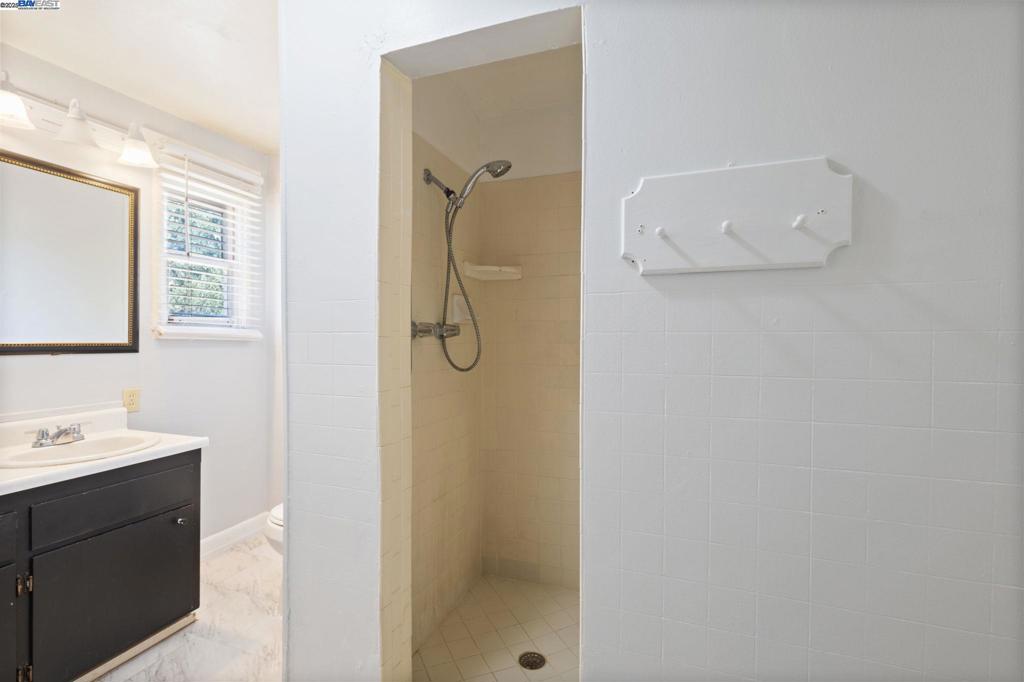 1747 Winton Way, Atwater, CA 95301