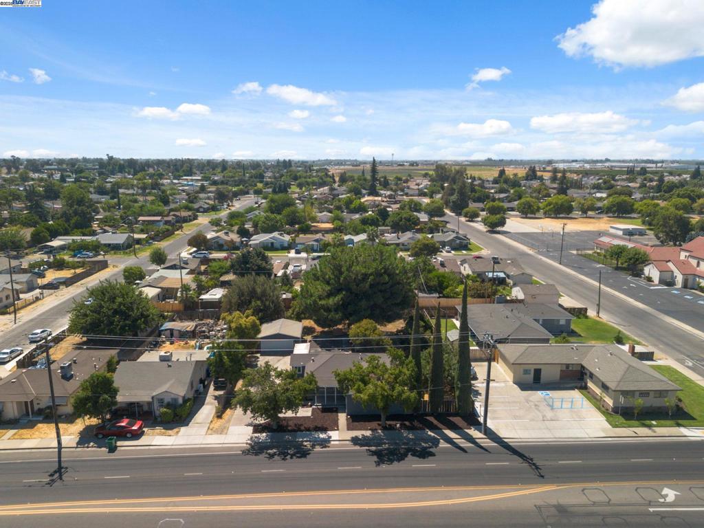 1747 Winton Way, Atwater, CA 95301