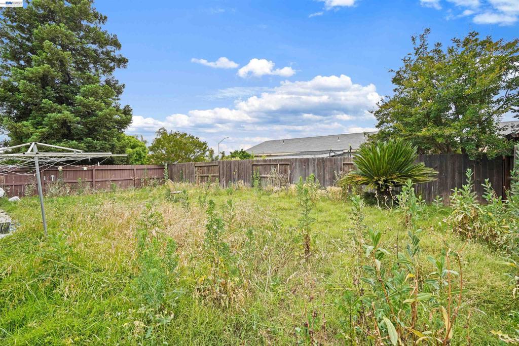 2113 Gleneagle St, Atwater, CA 95301