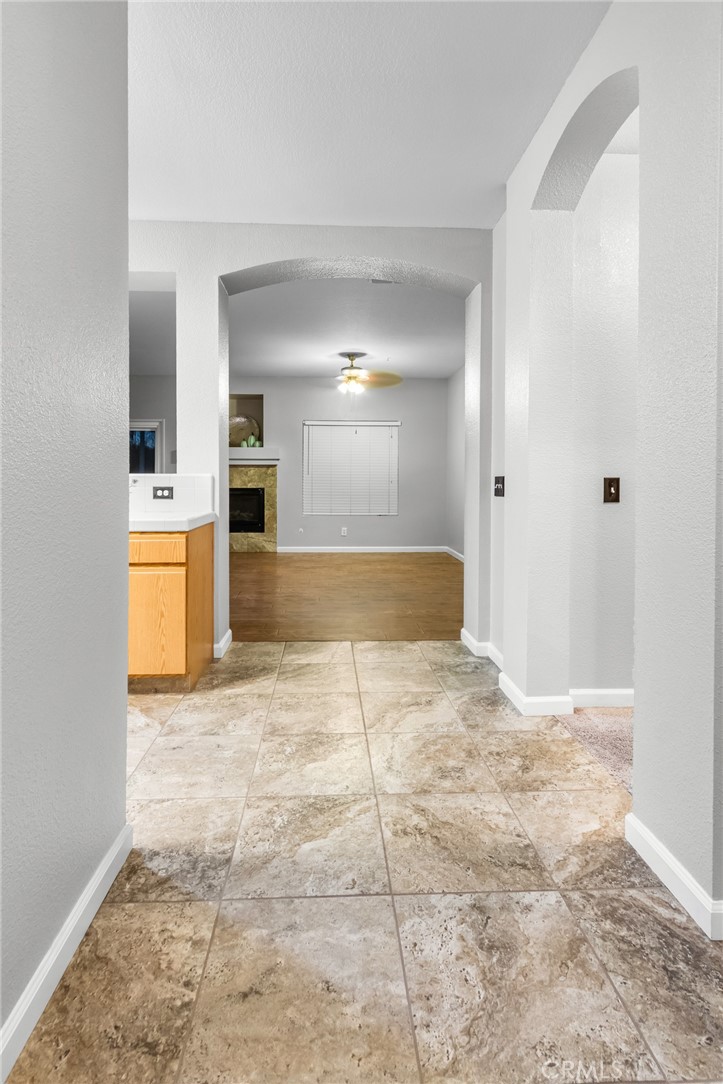 2037 Woodside Ct, Atwater, CA 95301