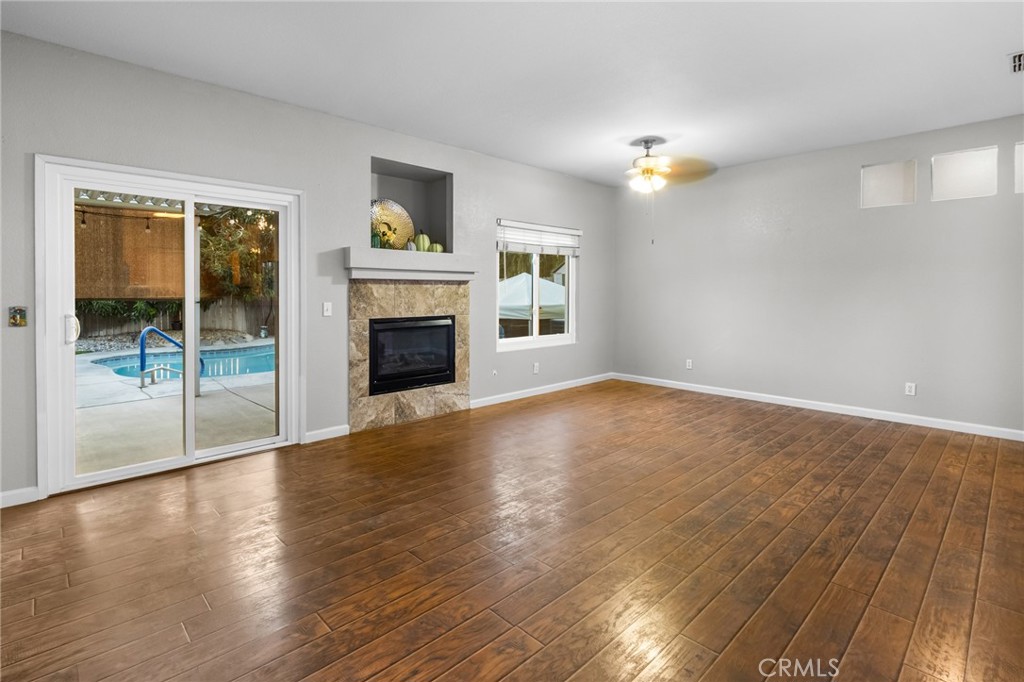 2037 Woodside Ct, Atwater, CA 95301