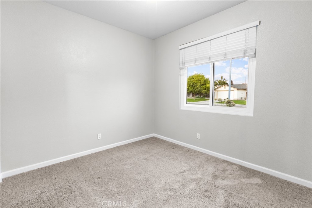 2037 Woodside Ct, Atwater, CA 95301
