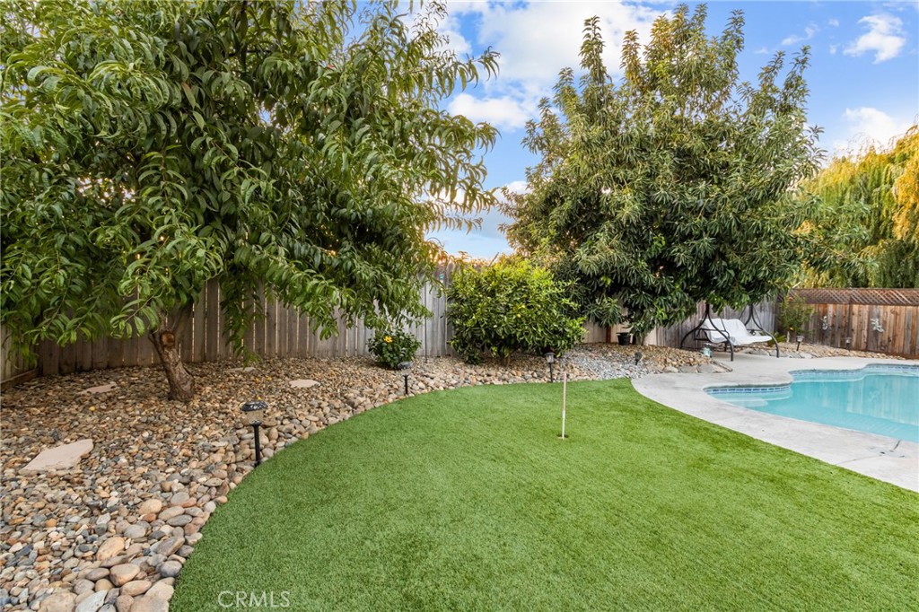 2037 Woodside Ct, Atwater, CA 95301