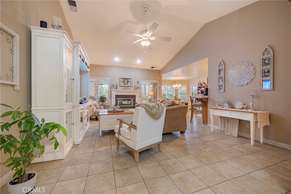 726 Nighthawk, Merced, CA 95340