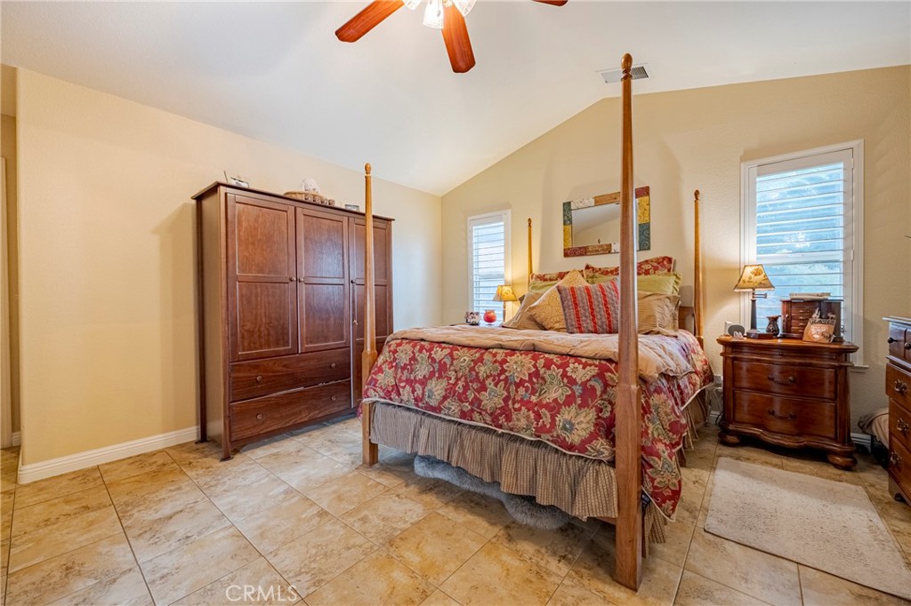 726 Nighthawk, Merced, CA 95340