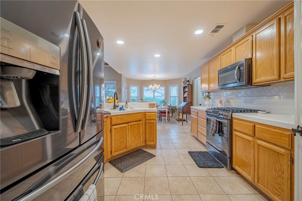 726 Nighthawk, Merced, CA 95340