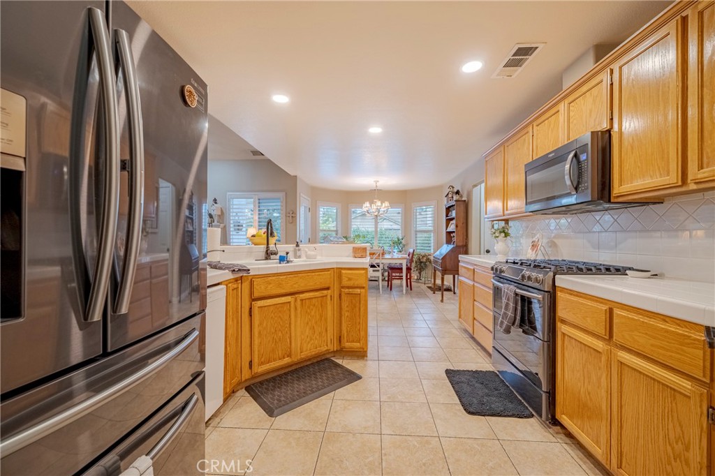 726 Nighthawk, Merced, CA 95340