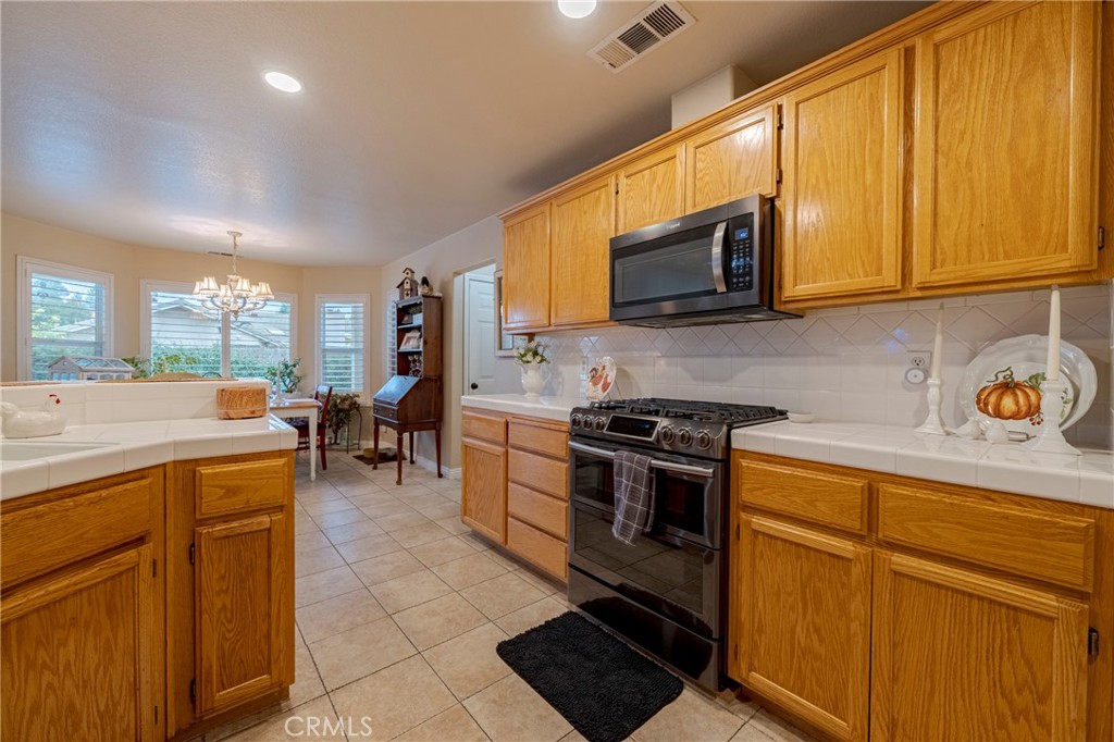 726 Nighthawk, Merced, CA 95340