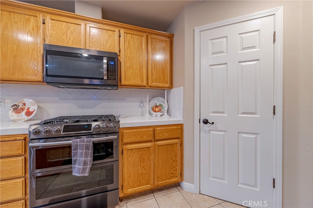 726 Nighthawk, Merced, CA 95340