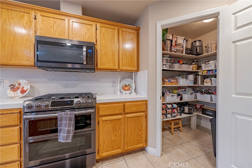 726 Nighthawk, Merced, CA 95340