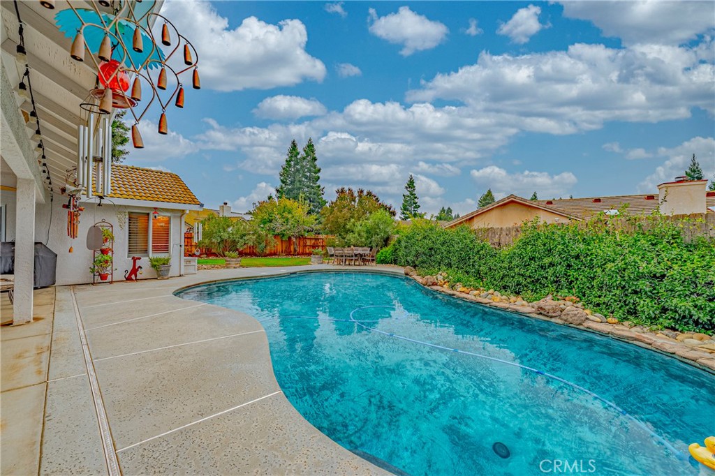 726 Nighthawk, Merced, CA 95340