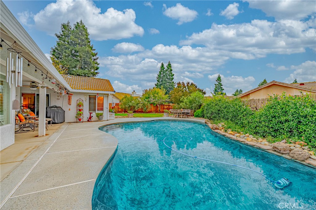 726 Nighthawk, Merced, CA 95340