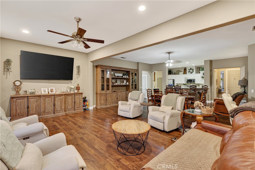 851 Alabaster Ct, Atwater, CA 95301