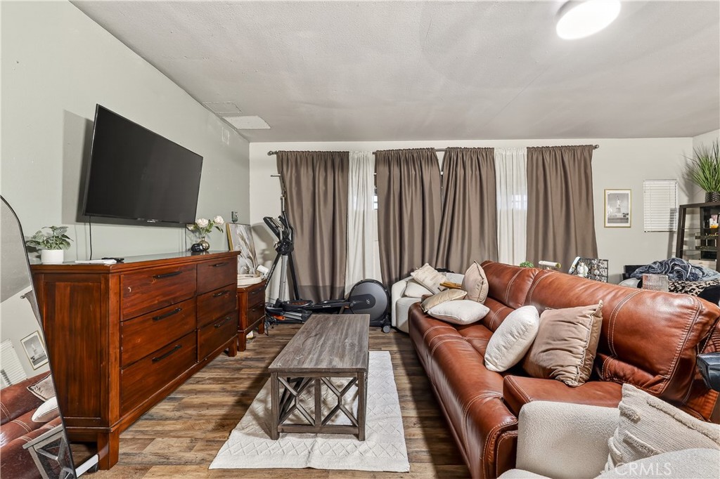 851 Alabaster Ct, Atwater, CA 95301