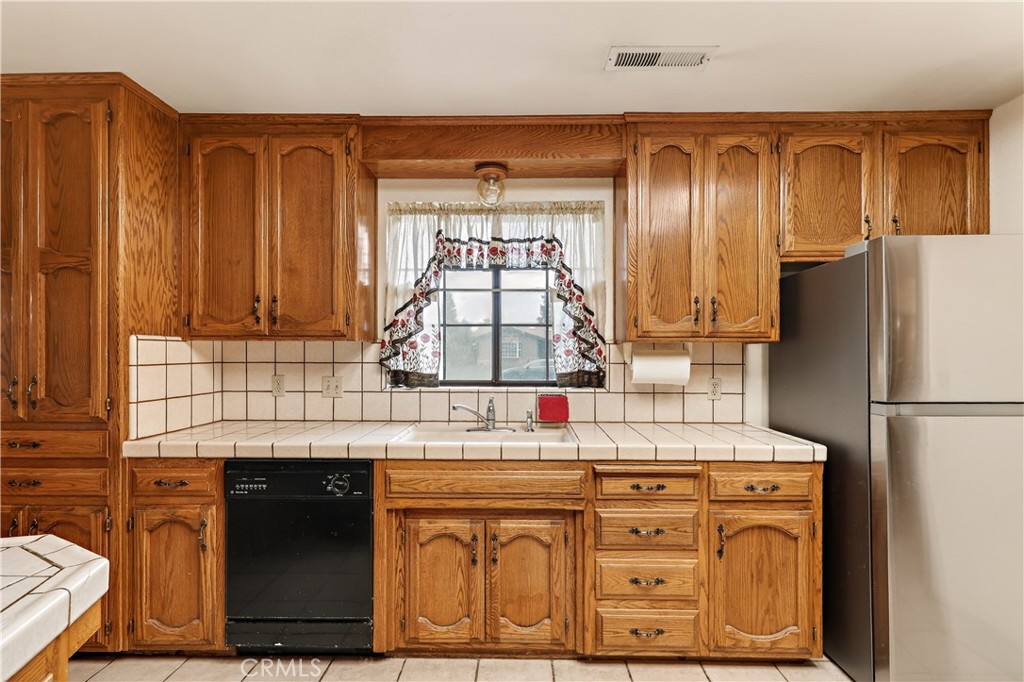 2480 Palora, Atwater, CA 95301