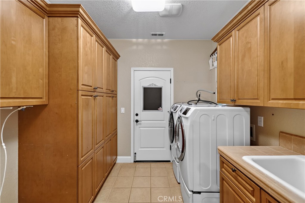 158 Spinnaker, Atwater, CA 95301