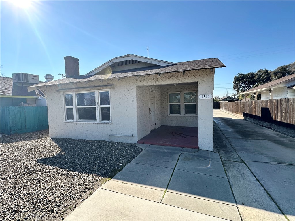 1311 Winton Way, Atwater, CA 95301
