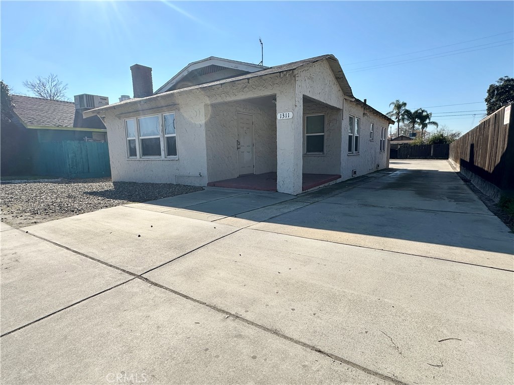 1311 Winton Way, Atwater, CA 95301