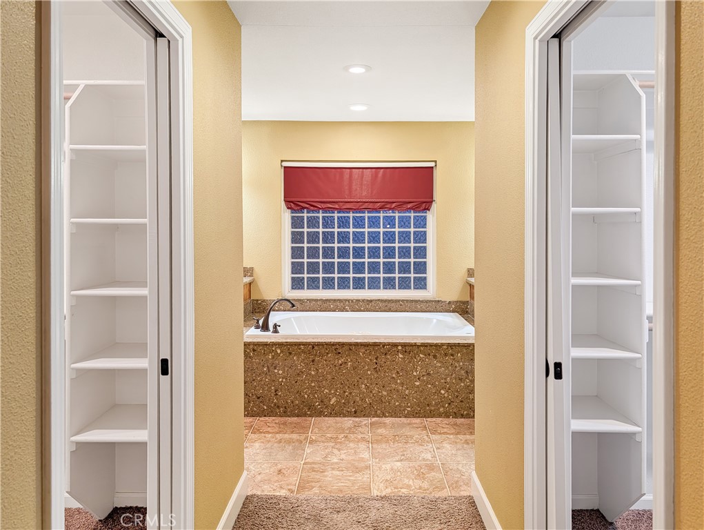 2590 N Gurr Rd, Atwater, CA 95301