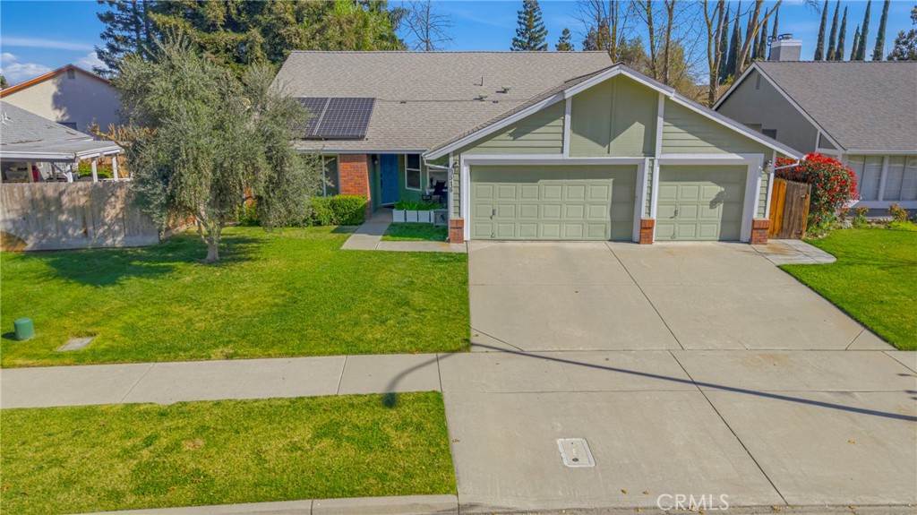 3438 Tres Logos Dr, Merced, CA 95348