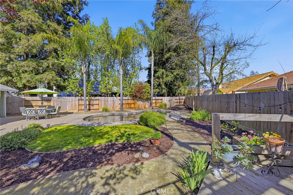 3438 Tres Logos Dr, Merced, CA 95348