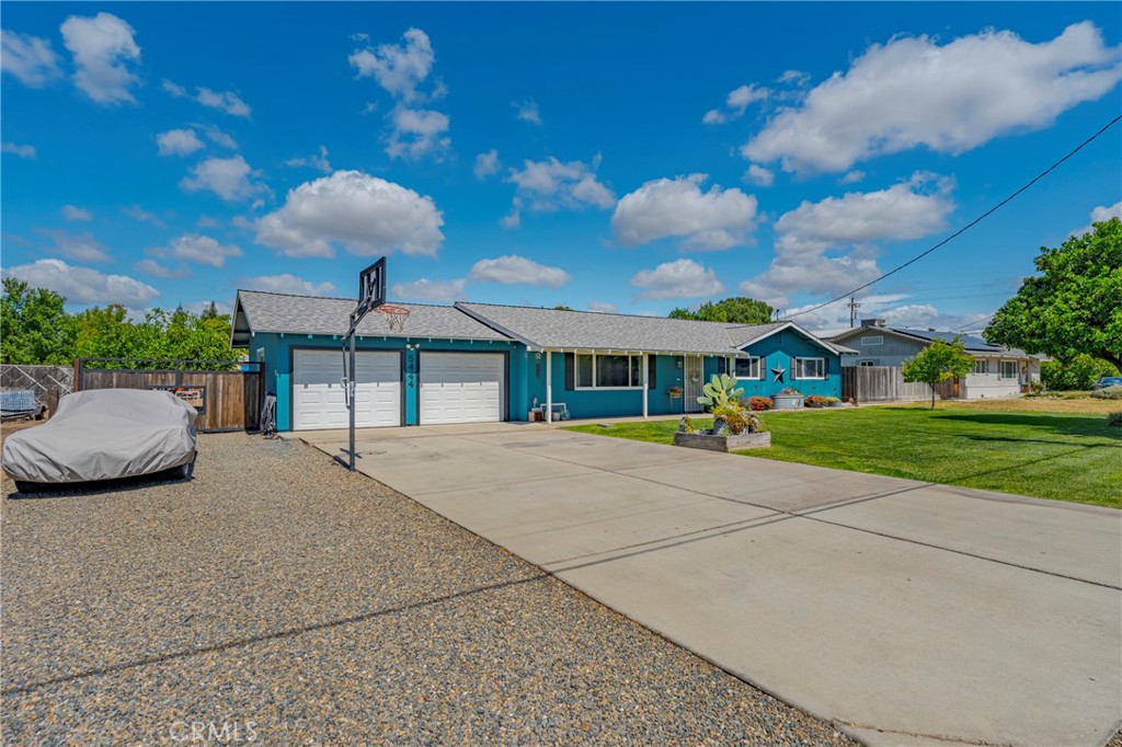 5444 Fleming Rd, Atwater, CA 95301