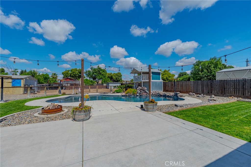 5444 Fleming Rd, Atwater, CA 95301
