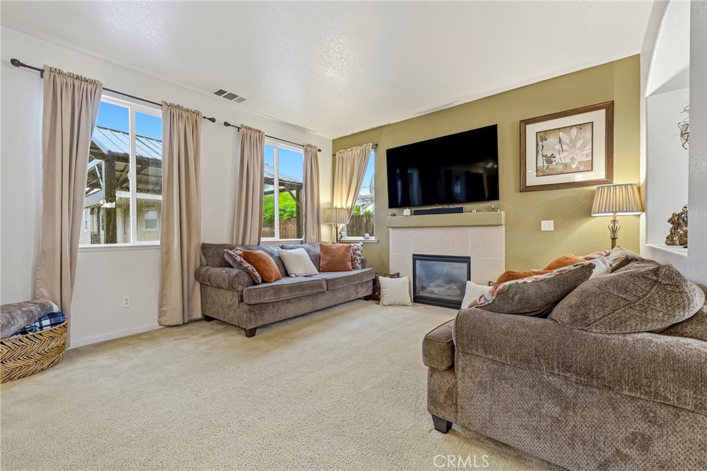 4324 Strathmore Pl, Merced, CA 95348