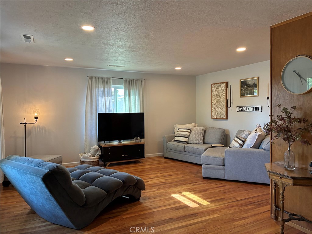 135 Osborn Ter, Atwater, CA 95301