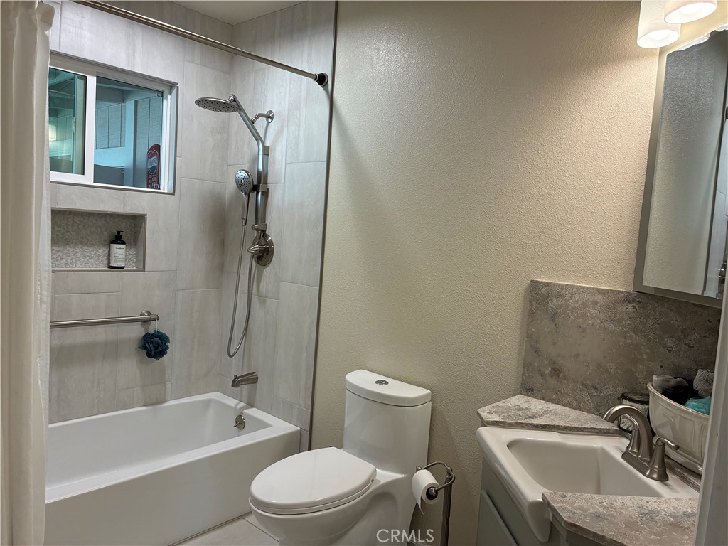 135 Osborn Ter, Atwater, CA 95301