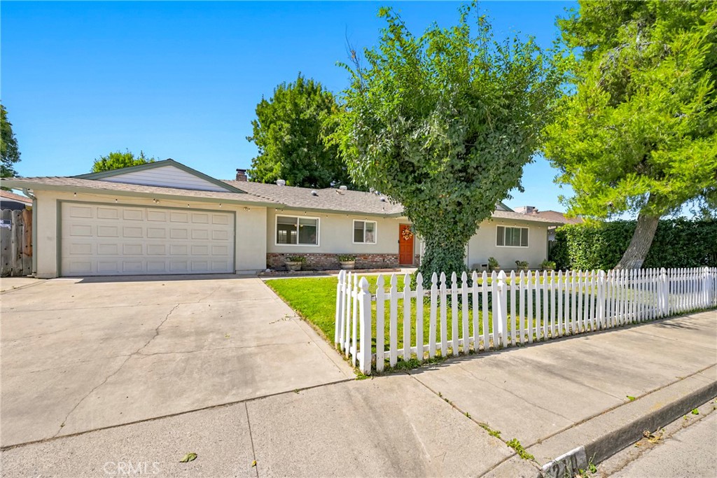 210 Tammy Dr, Atwater, CA 95301