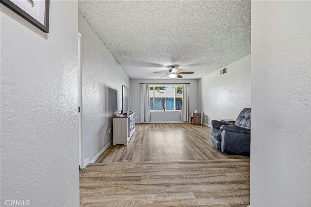 210 Tammy Dr, Atwater, CA 95301