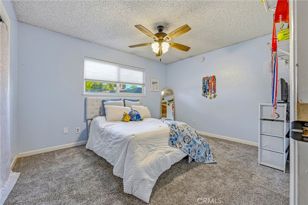 210 Tammy Dr, Atwater, CA 95301