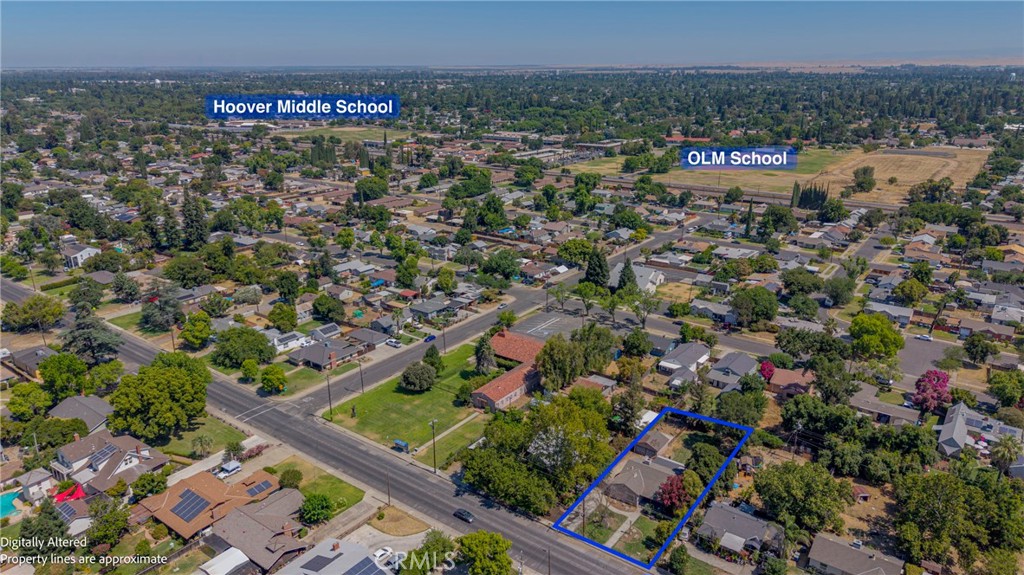 1221 E 21st St, Merced, CA 95340