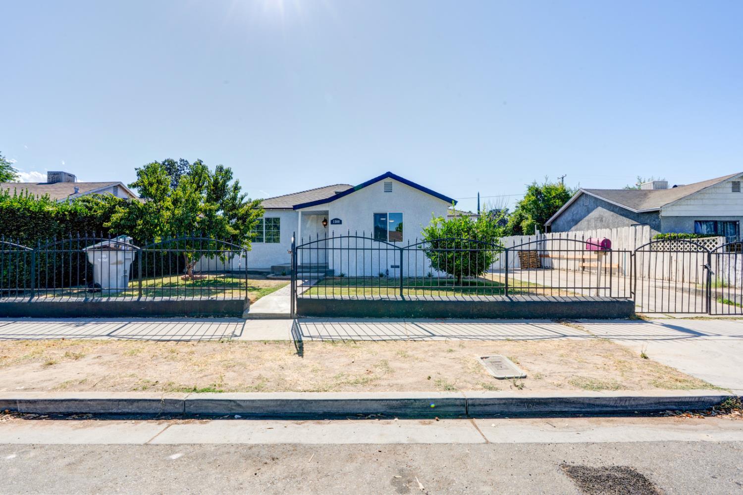 1500 Marguerite St, Atwater, CA 95301