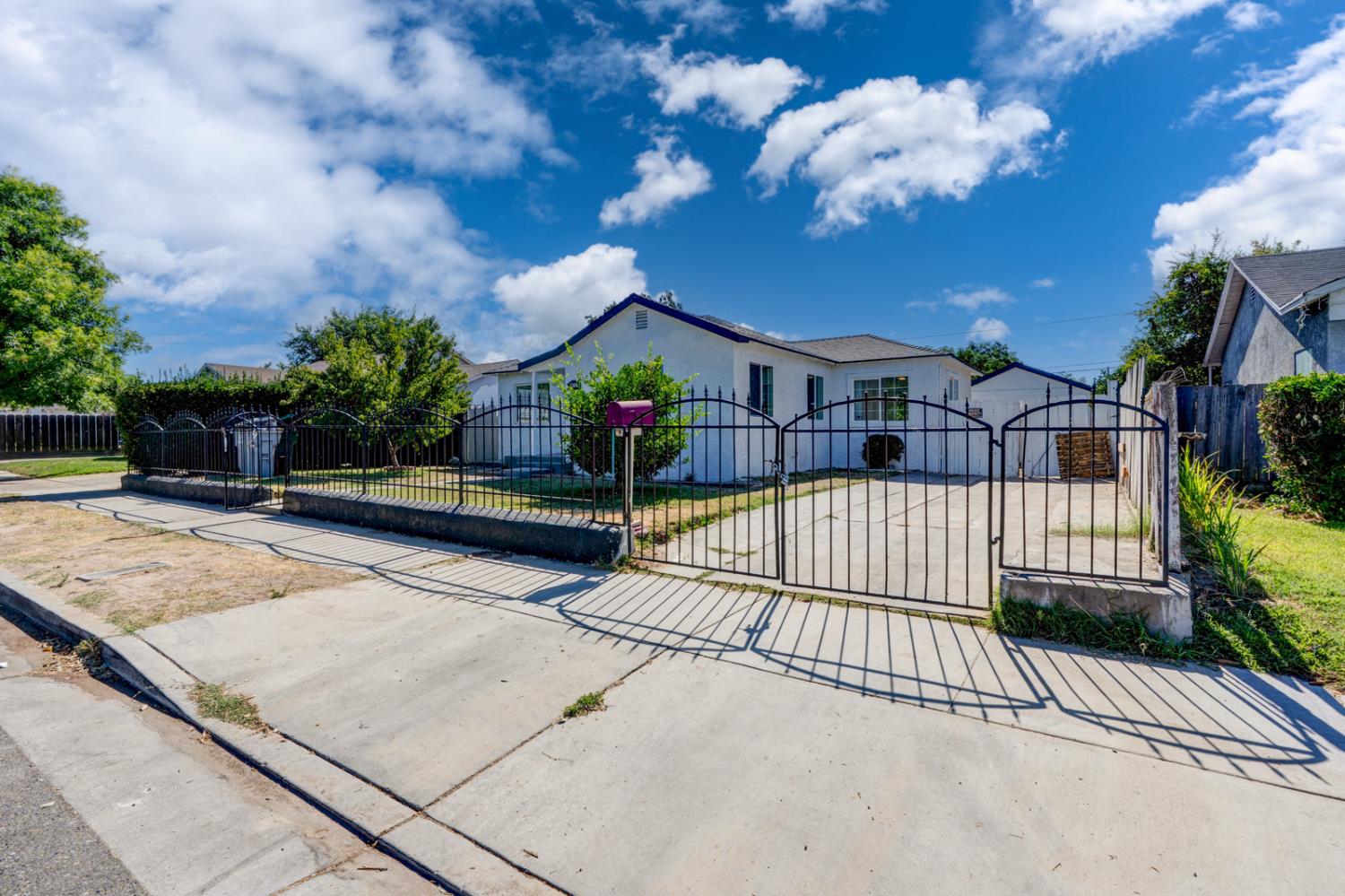 1500 Marguerite St, Atwater, CA 95301