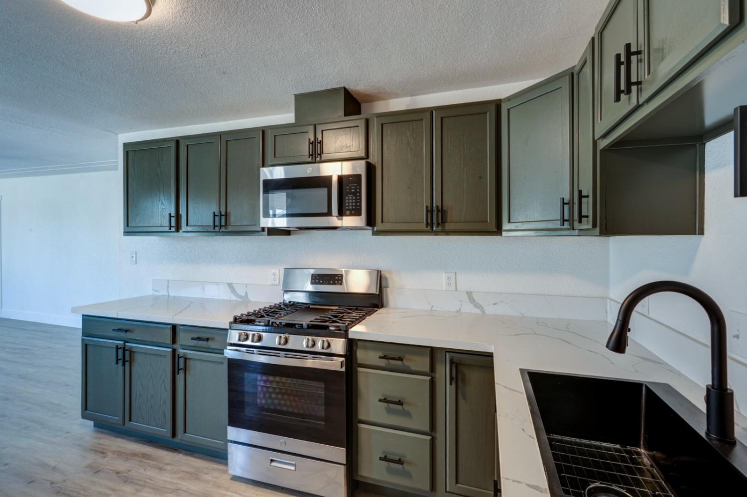 1500 Marguerite St, Atwater, CA 95301