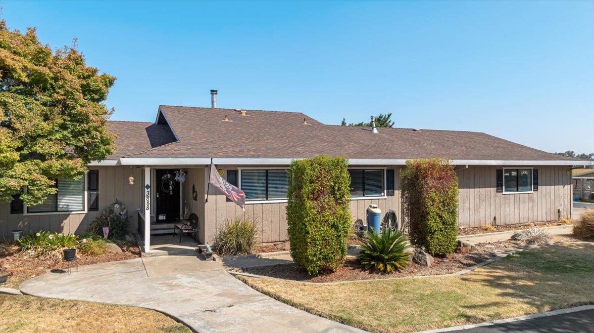 3888 W Avenue 1, Atwater, CA 95301