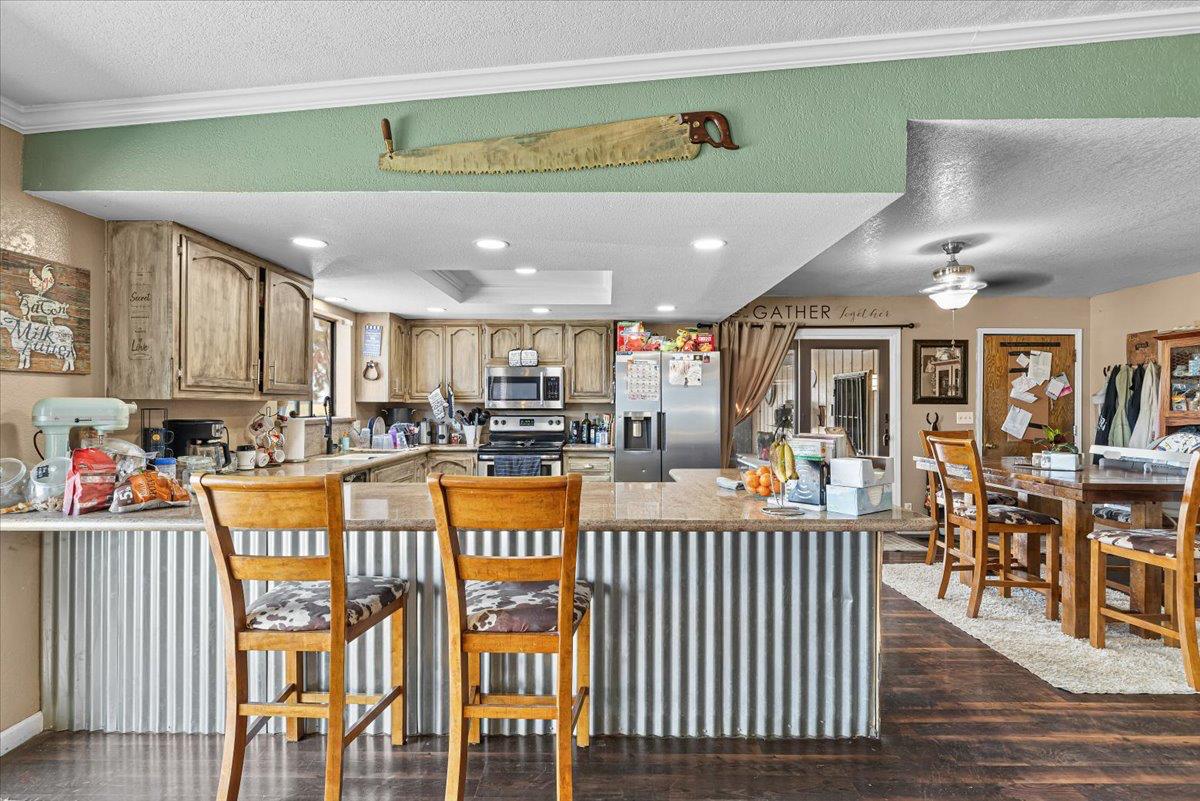 3888 W Avenue 1, Atwater, CA 95301