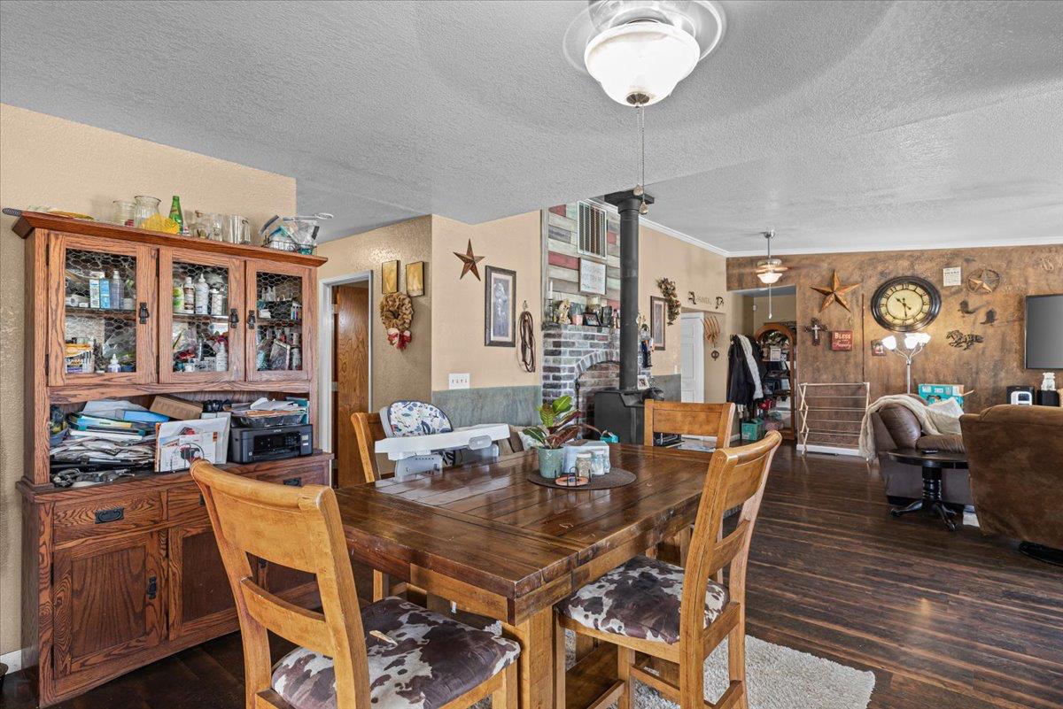 3888 W Avenue 1, Atwater, CA 95301