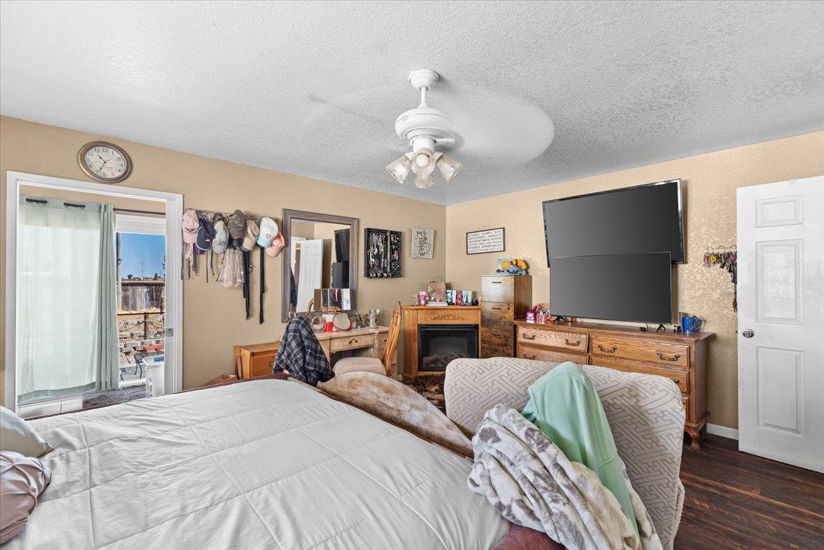 3888 W Avenue 1, Atwater, CA 95301