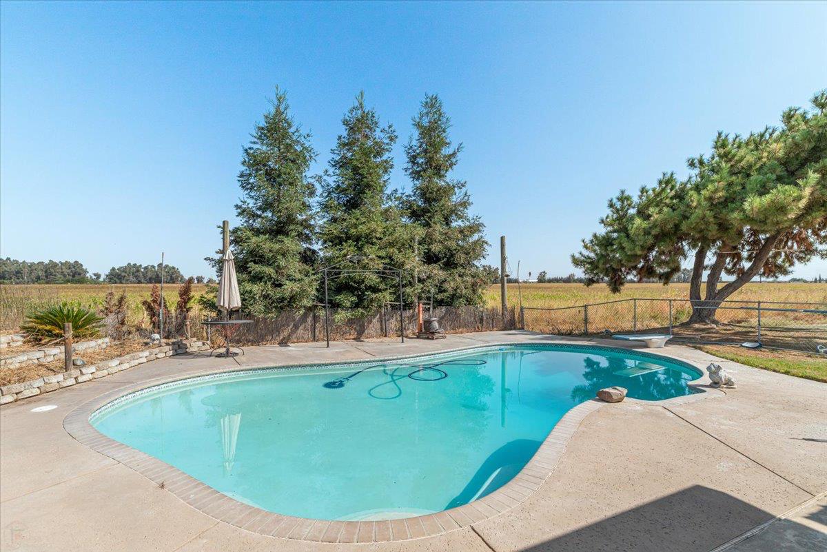 3888 W Avenue 1, Atwater, CA 95301