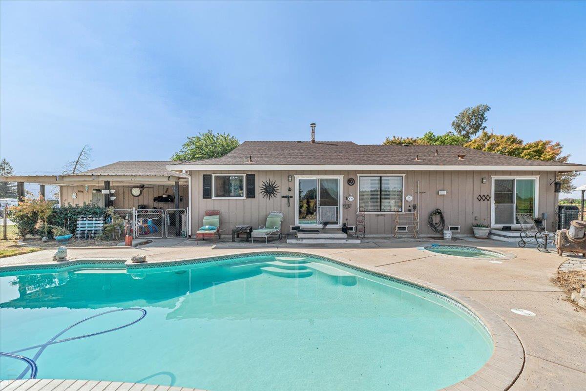 3888 W Avenue 1, Atwater, CA 95301