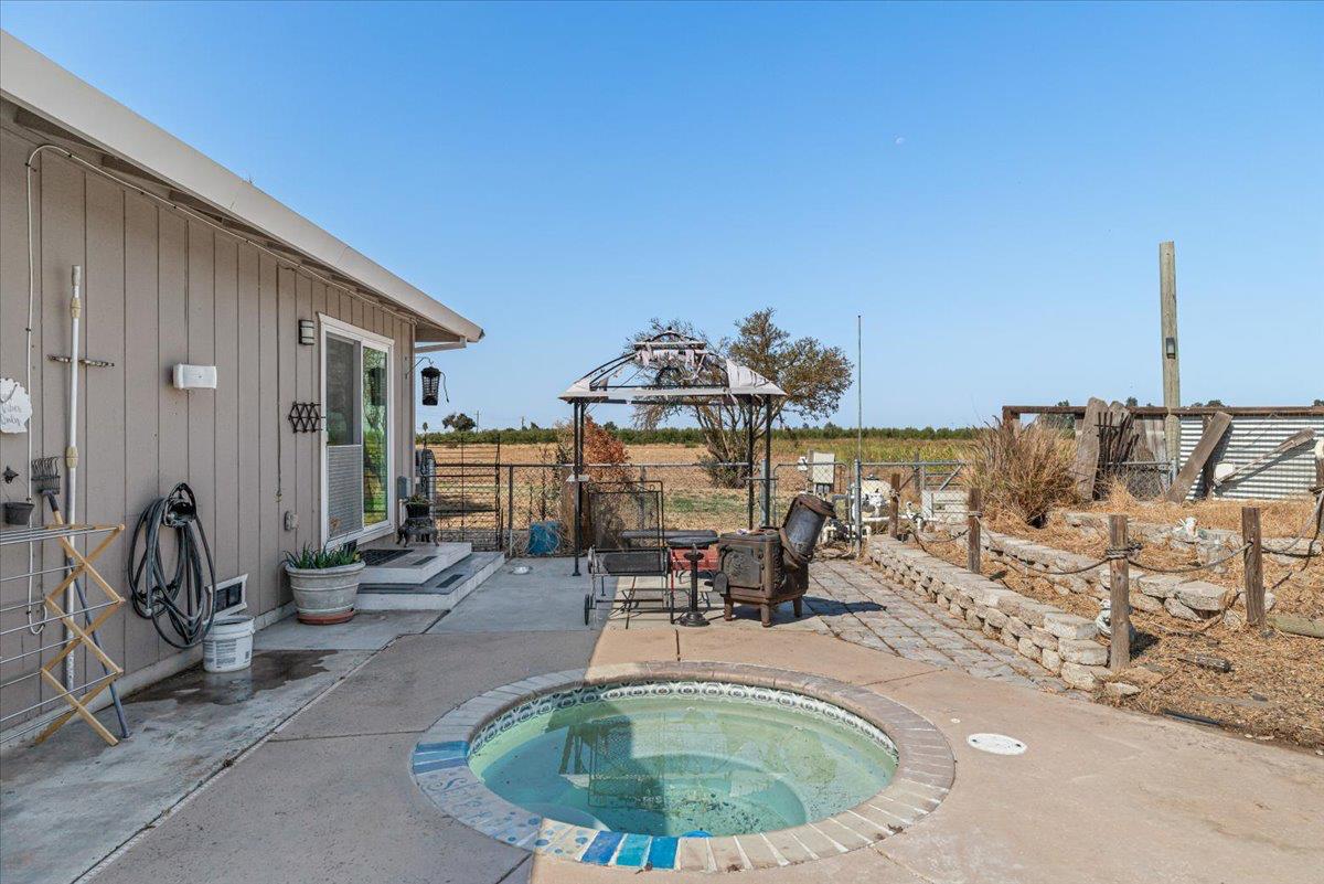 3888 W Avenue 1, Atwater, CA 95301
