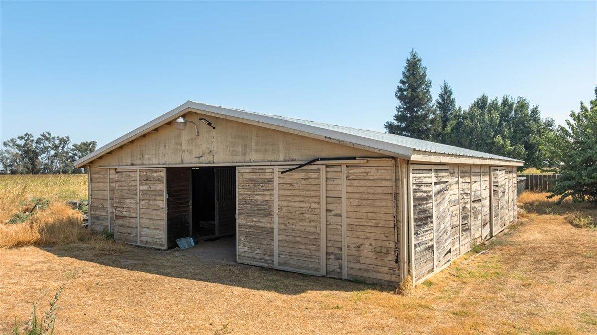 3888 W Avenue 1, Atwater, CA 95301