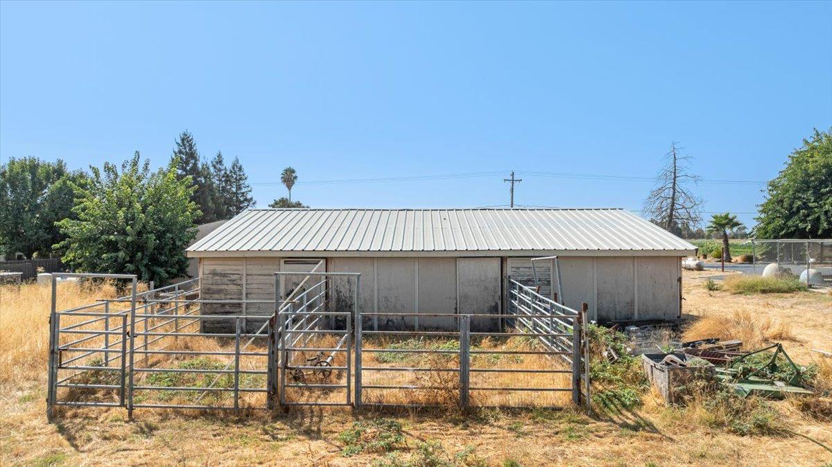 3888 W Avenue 1, Atwater, CA 95301