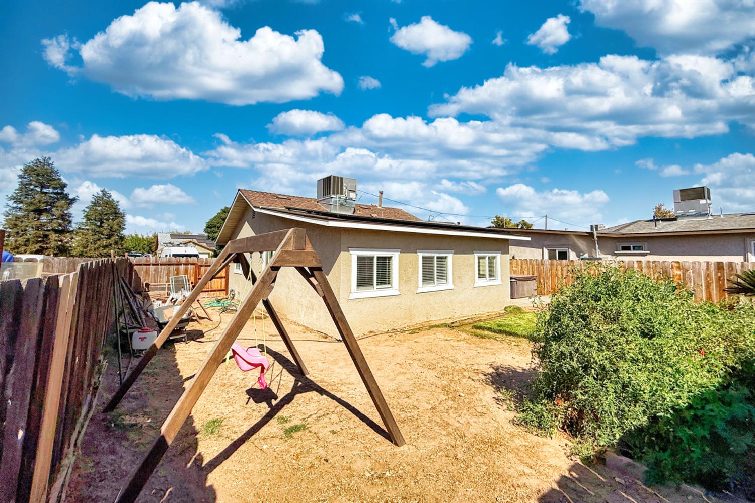 2638 Valley Dr, Atwater, CA 95301