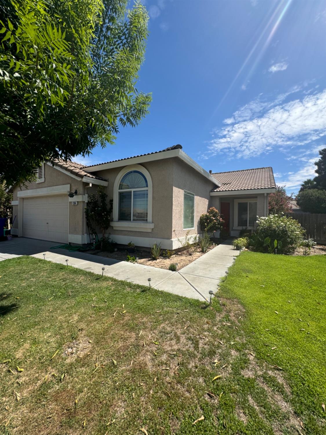 1384 W Almador Ter, Atwater, CA 95301