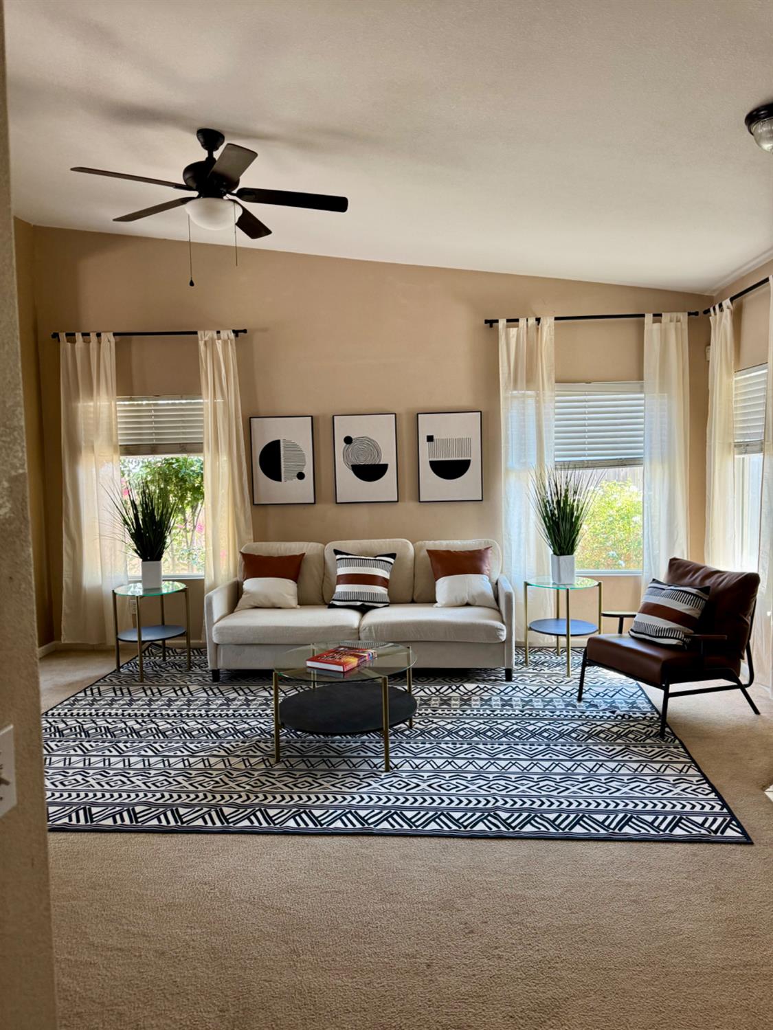 1384 W Almador Ter, Atwater, CA 95301