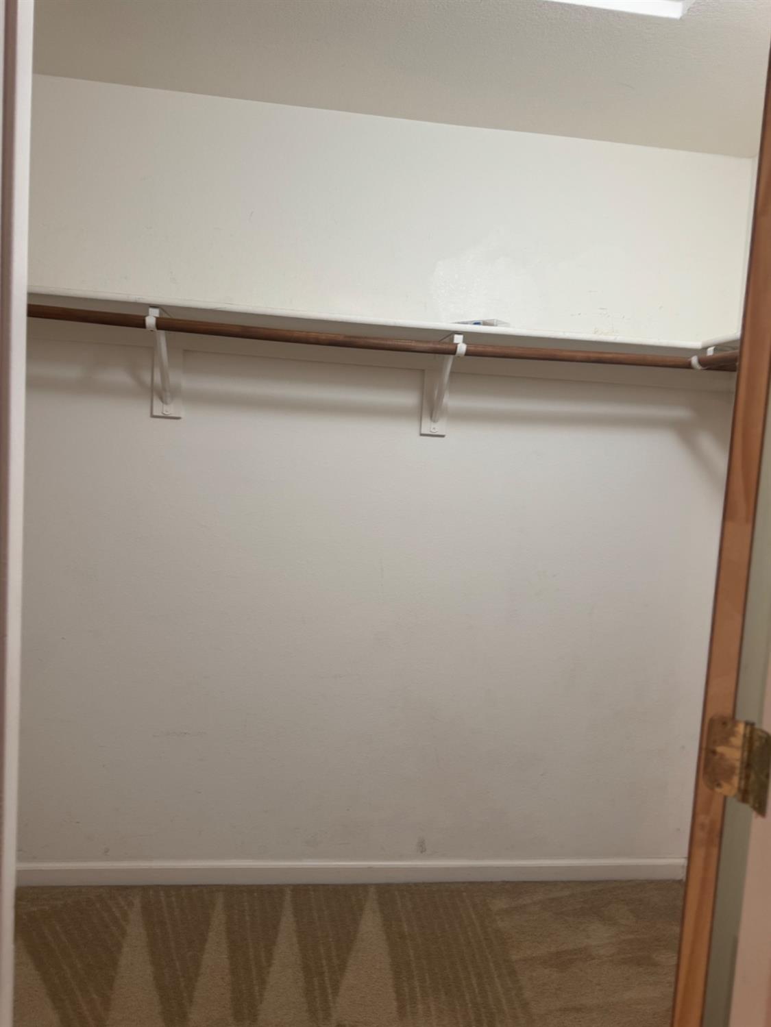 1384 W Almador Ter, Atwater, CA 95301